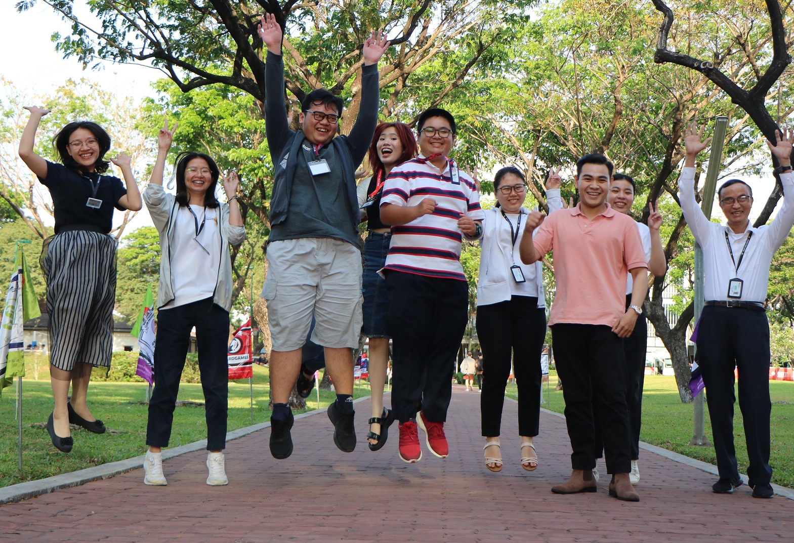 RMIT Vietnam ELS and Student Aids Team